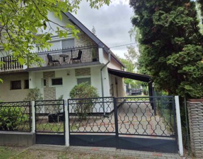 Erika Nyaraló Balatonmáriafürdő fűtött medencével, jacuzzival