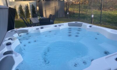 Waikiki Apartmanház Jakuzzival, Siófok